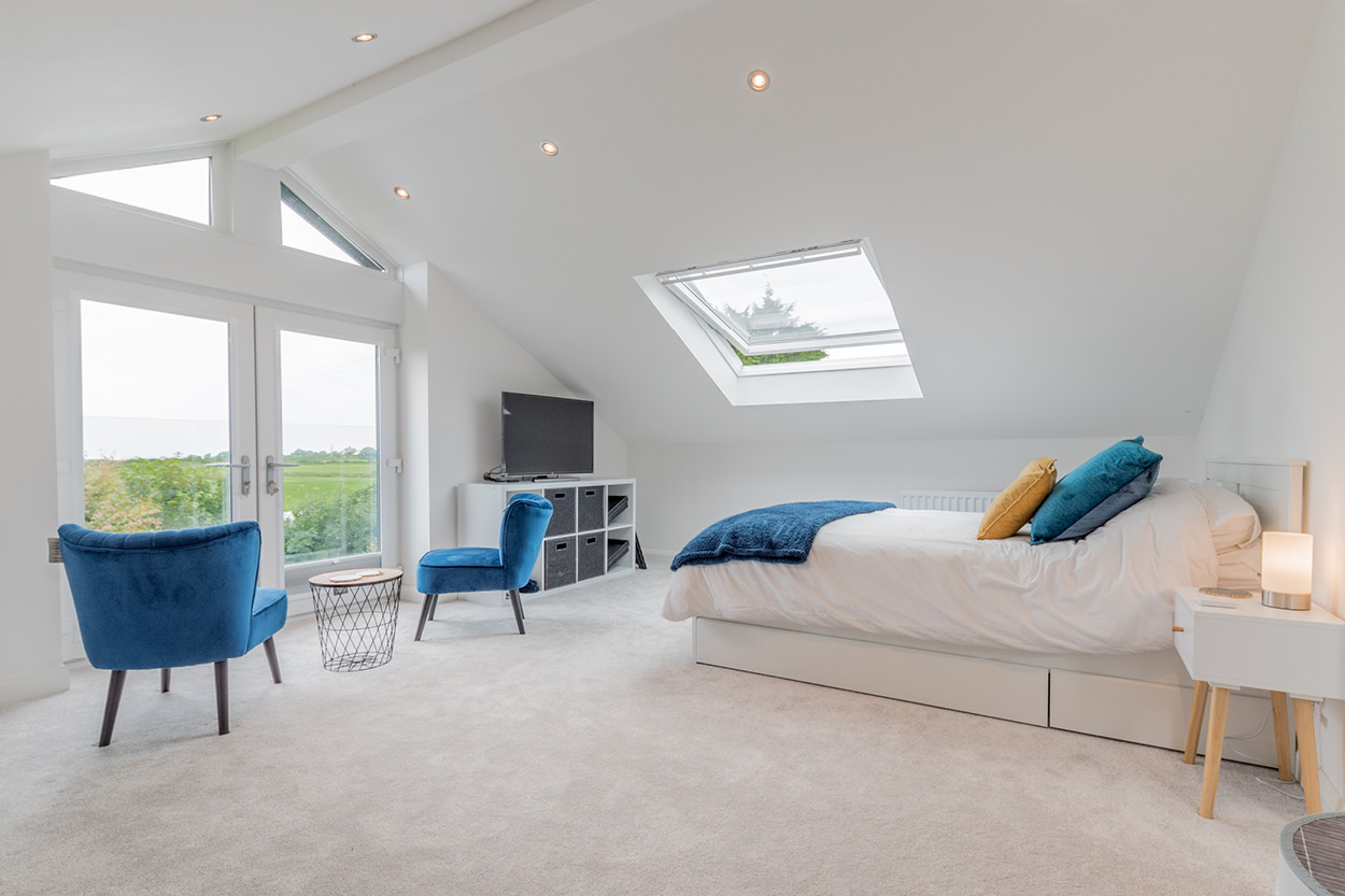 Milne-Moser-Estate-Agents-Property-Bedroom-600x400
