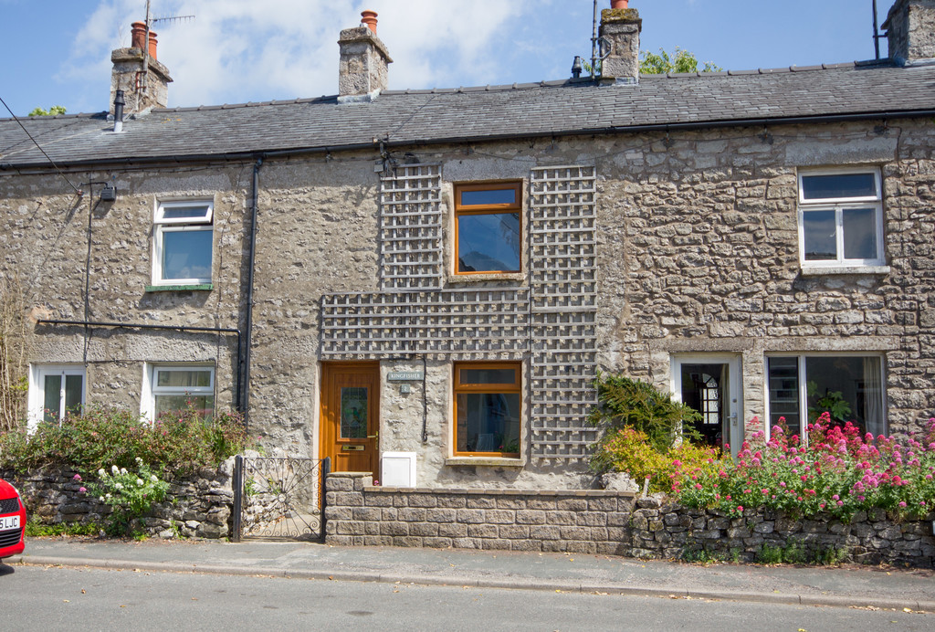 Queens Terrace, North Road, Holme Milne Moser Estate Agents South