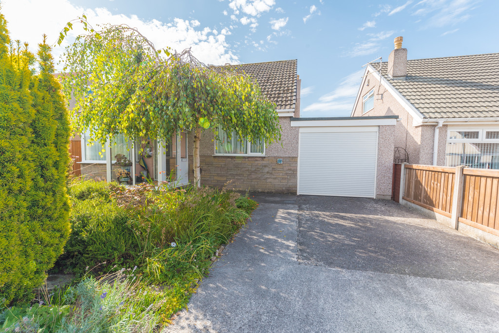 Hazelmount Drive, Warton, Carnforth Milne Moser Estate Agents South