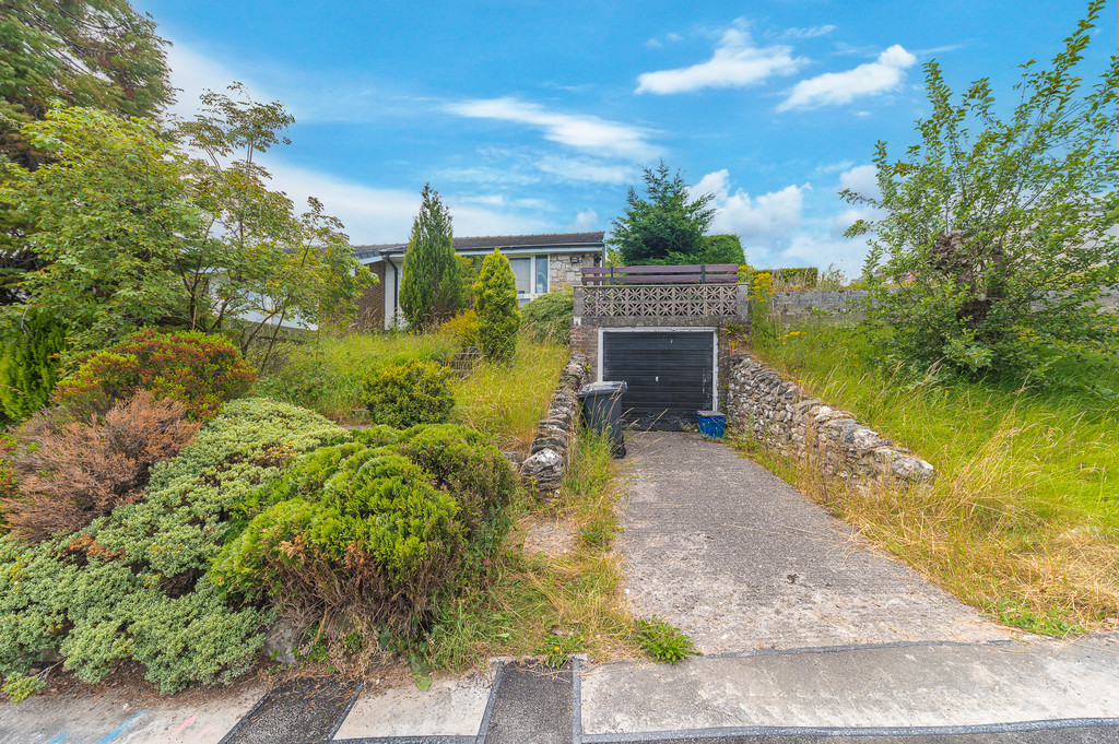 Vicarage Drive, Kendal, Cumbria Milne Moser Estate Agents South